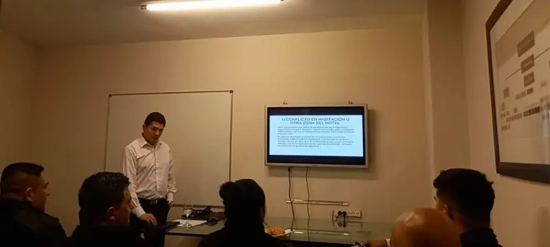 Personal de SECURITYSAT en capacitación y operativos (15 de 15)
